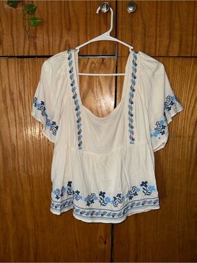 Old Navy White Peasant Top with Blue Floral Embroidery